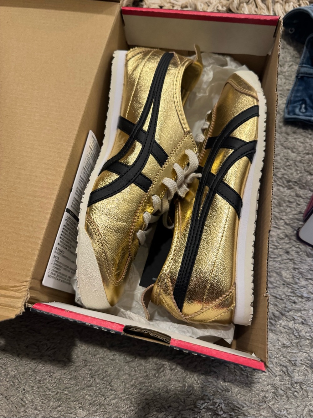 ONITSUKA México 66